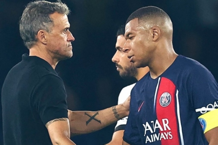 恩里克：宁愿有4个各进12球的球员，也不想只有一个进40球的